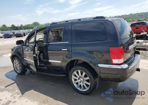 2008 Chrysler Aspen Limited z USA, uszkodzony, nr VIN 1A8HW58248F143572